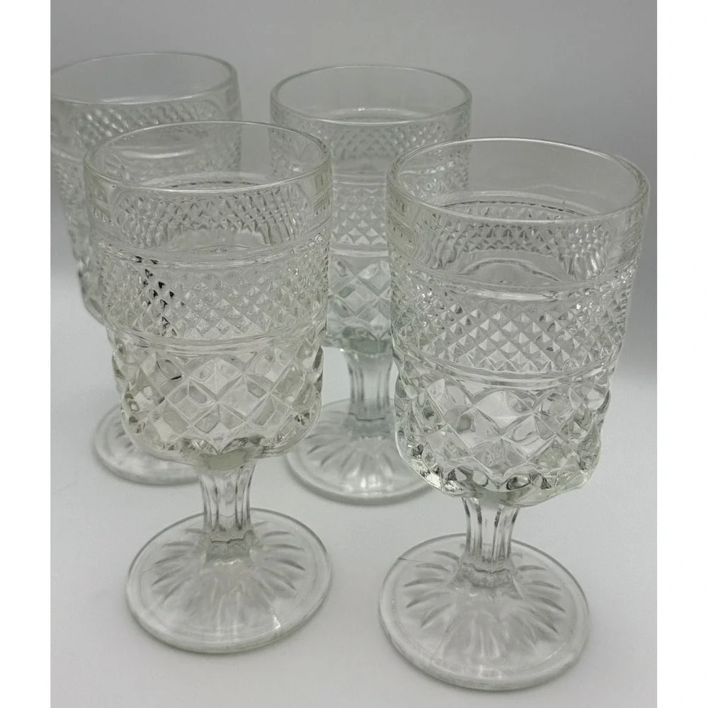 Vintage Hocking Wexford Pressed Glass Goblets Diamond Point Set of 8